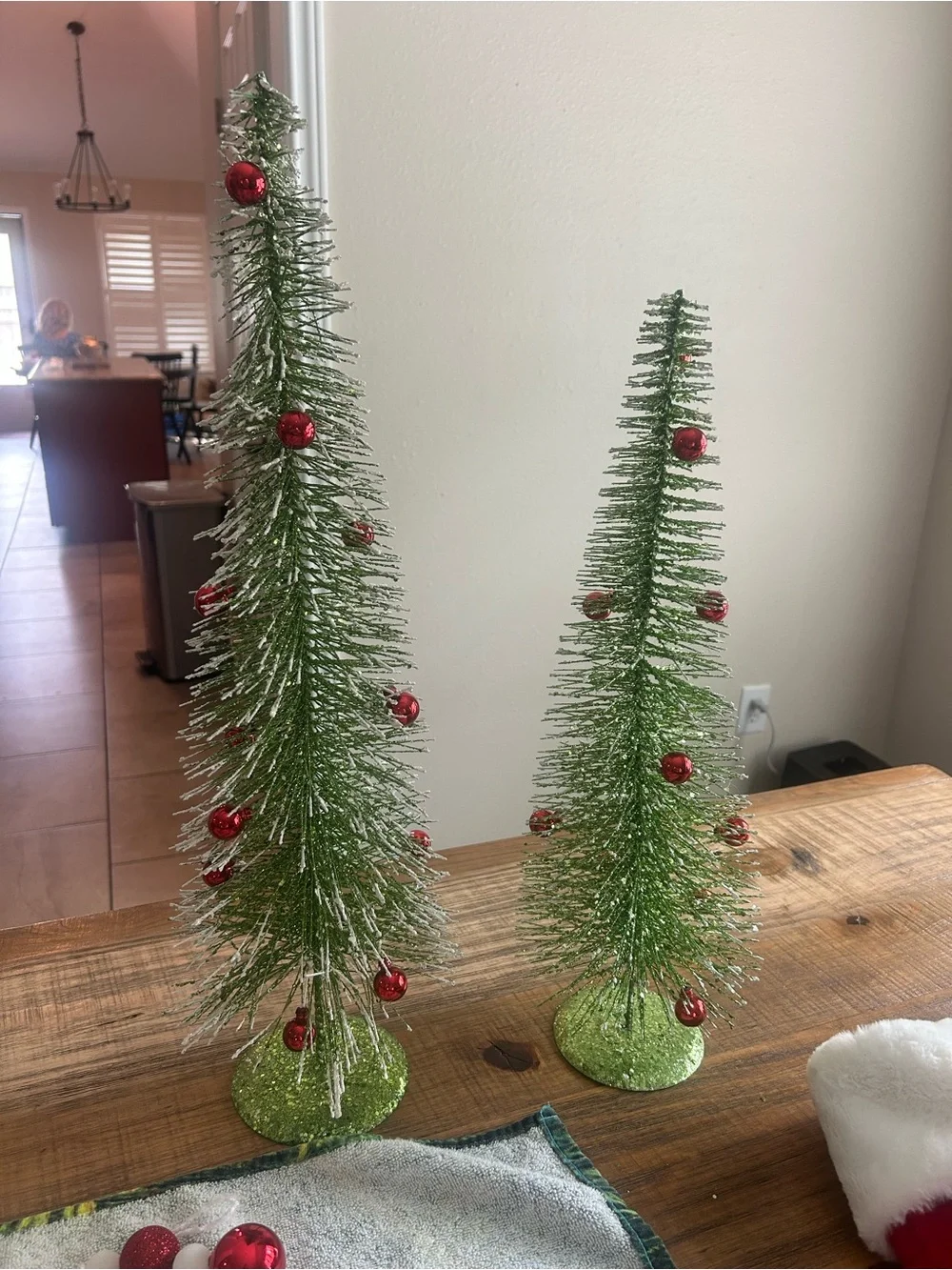 Christmas Decor Lot (read description)